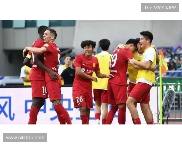 浙江发布比赛日纪录 李镇全疑骂米特里策 浙江发布比赛日纪录 李镇全疑骂米特里策